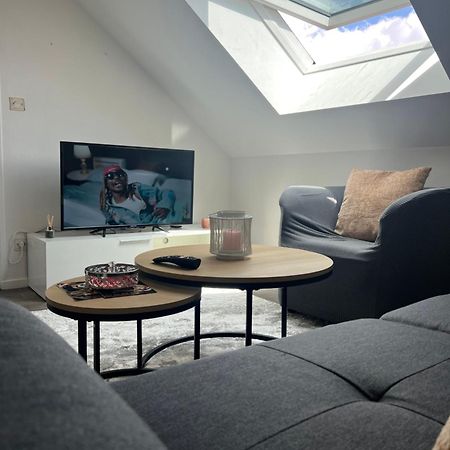 Superbe Appartement Tres Calme Et Confortable رانس المظهر الخارجي الصورة