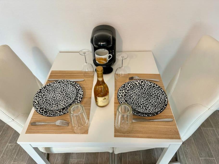 Superbe Appartement Tres Calme Et Confortable رانس المظهر الخارجي الصورة